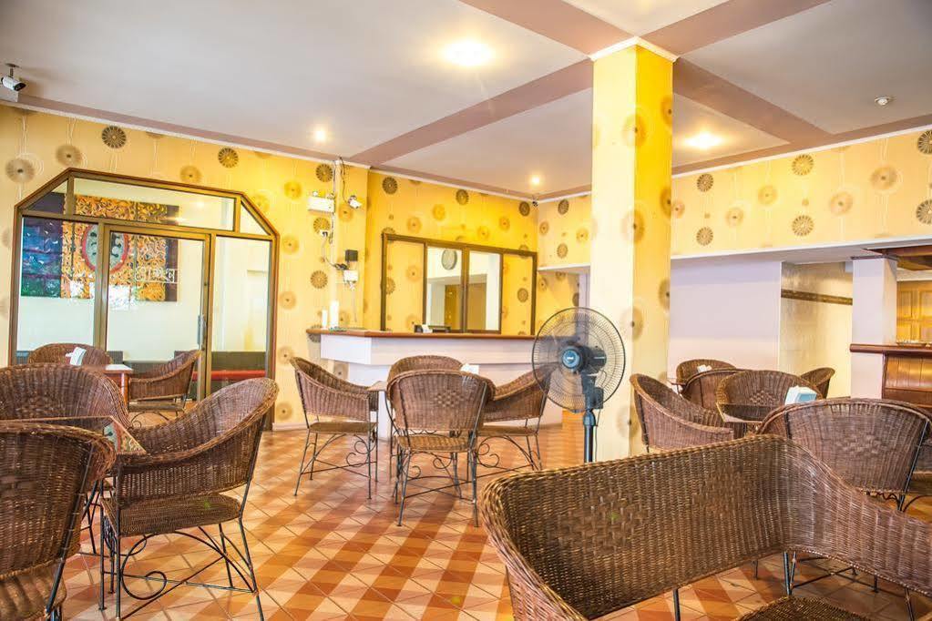 Fnb Hotel Central Паттая Екстер'єр фото