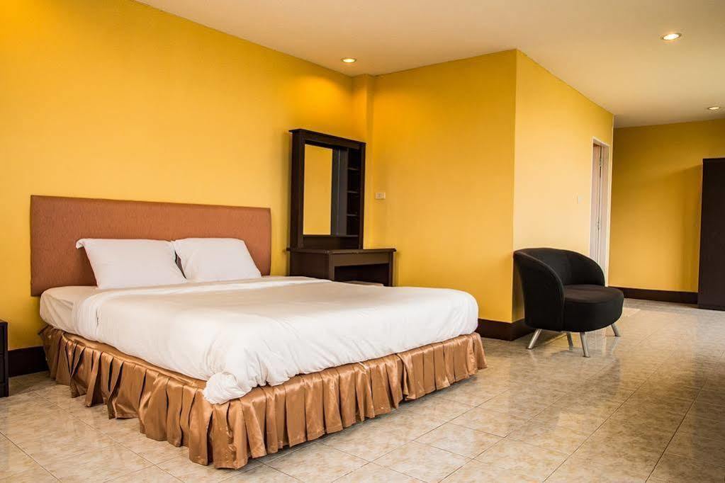 Fnb Hotel Central Паттая Екстер'єр фото