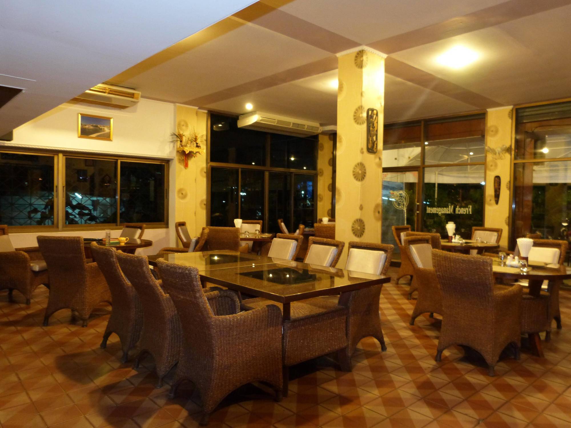 Fnb Hotel Central Паттая Екстер'єр фото