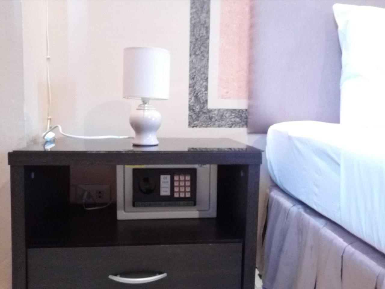 Fnb Hotel Central Паттая Екстер'єр фото