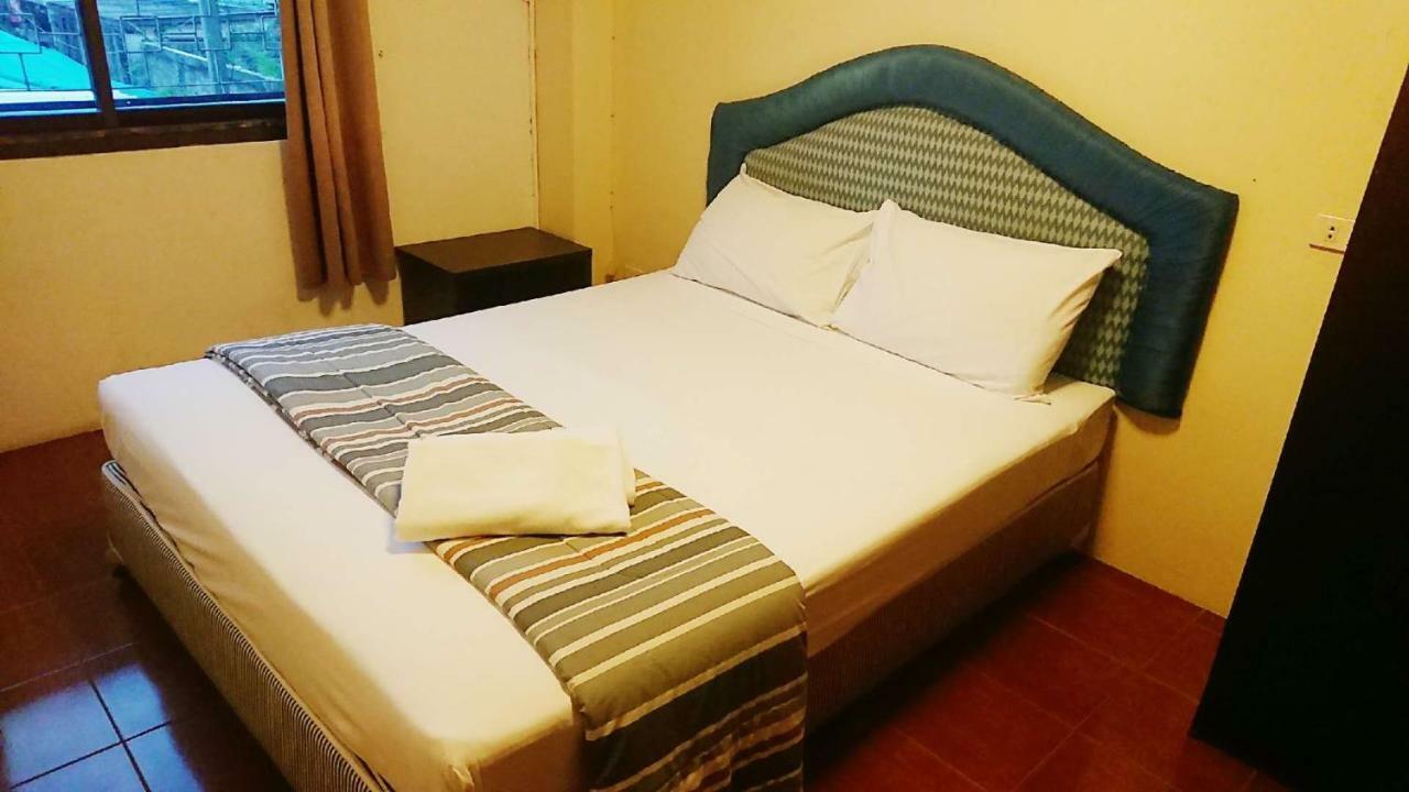 Fnb Hotel Central Паттая Екстер'єр фото